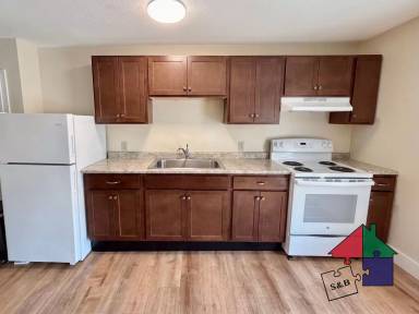 Main picture of 39 Berlin St.