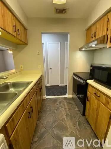 Main picture of 4842 S Semoran Blvd