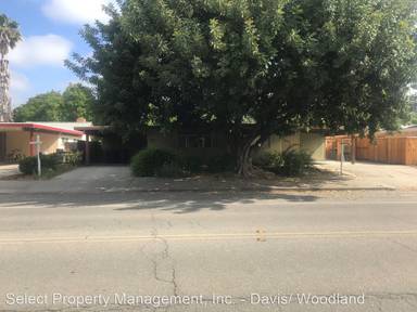 Main picture of 619 Villanova Dr