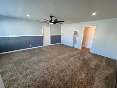 Main picture of 205 N 1st St