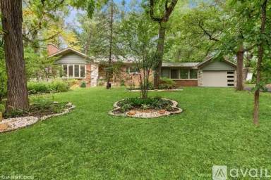 Main picture of 8816 W 123rd St