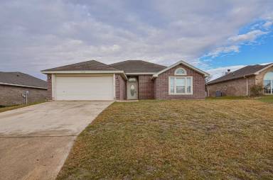 Main picture of 309 Sims Ridge Dr