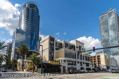Main picture of Metropolitan At Lake Eola
