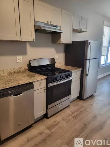 Main picture of 7632 S Drexel Ave
