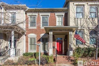 Main picture of 948 Glenwood Ave SE