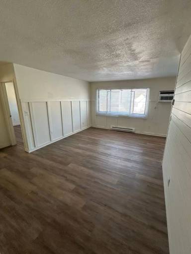 Main picture of 404 Sunrise Cir