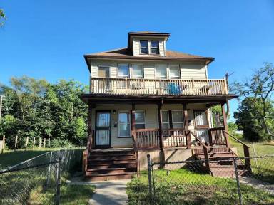 Main picture of 2671 Hazelwood St