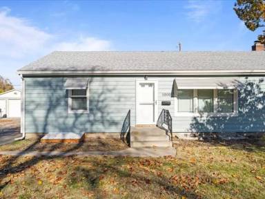 Main picture of 1006 Van Giesen St