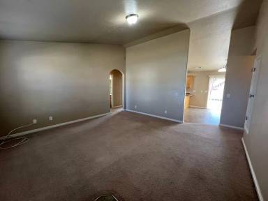 Main picture of 417 W 2075 N