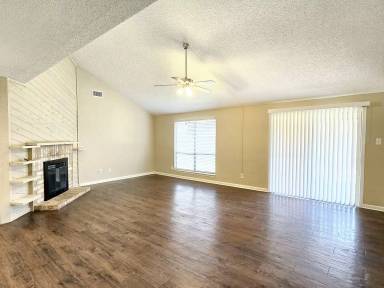 Main picture of 16635 Neumann Dr