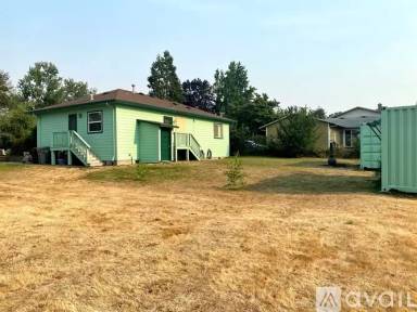 Main picture of 1449 N Ivy St