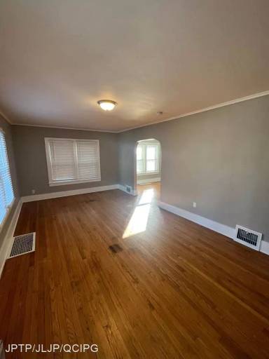 Main picture of 2426 30th St