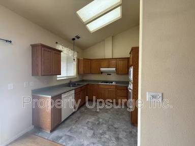 Main picture of 21967 Klamath River Pl