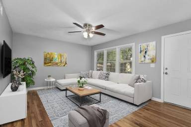 Main picture of 711 SW 7th St