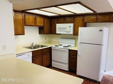 Main picture of 8808 River Pines Ct