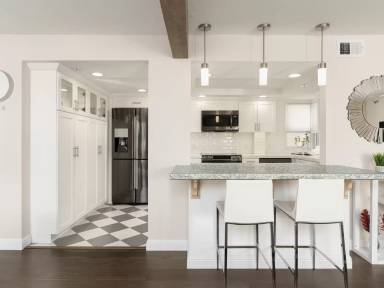 Main picture of Uptown District Condos