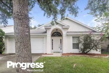 Main picture of 2131 Colonial Woods Blvd