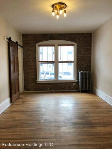 Main picture of 203 E 19th St