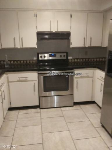 Main picture of 5608 W John Cabot Rd