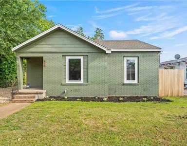Main picture of 505 Dearborn St