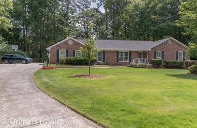 Main picture of 430 Robin Ct