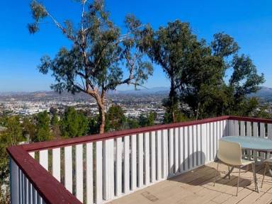 Main picture of 321 Murray Dr