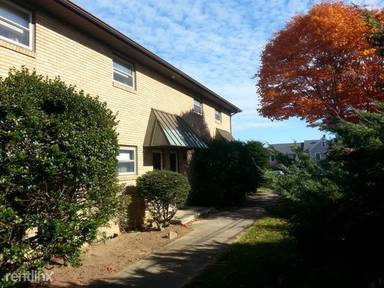 Main picture of 255 Harbor St