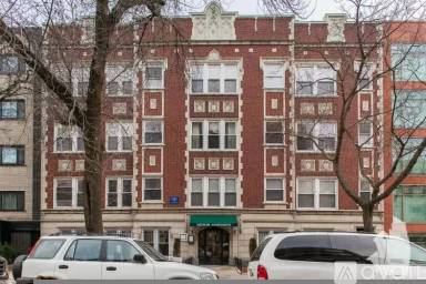 Main picture of 511 W Melrose St