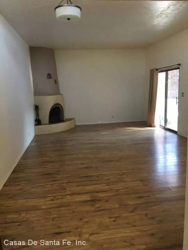 Main picture of 3247 Calle de Molina