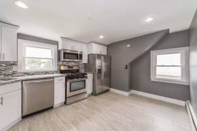 Main picture of 160 Hartmann Ave