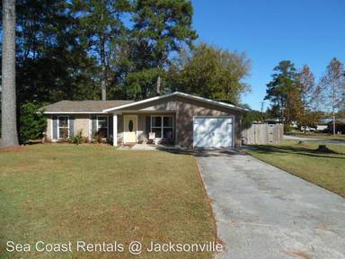 Main picture of 300 Walnut Creek Rd