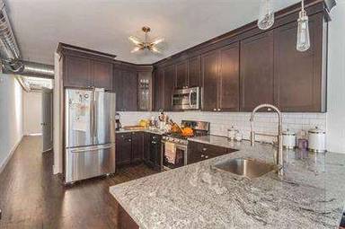 Main picture of 210 3rd St