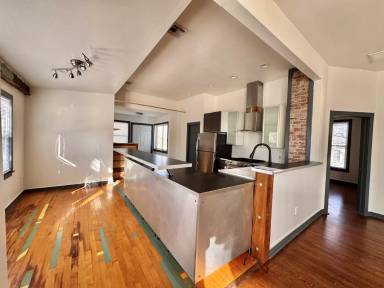 Main picture of 1408 N Indiana Ave