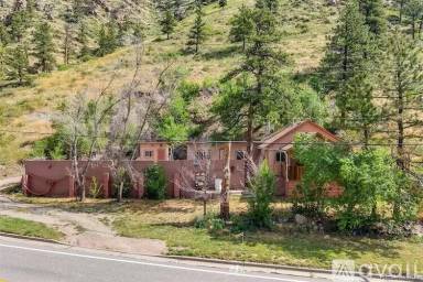 Main picture of 1525 W US Highway 34