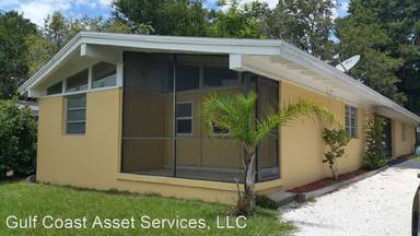 Main picture of 2223 Bay St