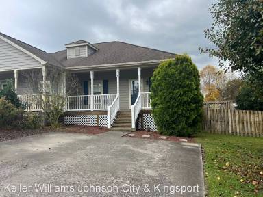 Main picture of 244 Main Street Village Dr