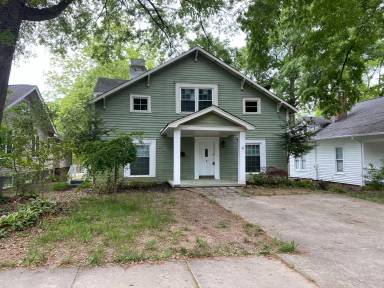Main picture of 411 W 5th Ave