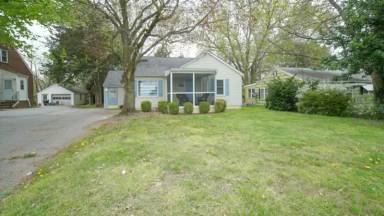 Main picture of 870 Washington Ave