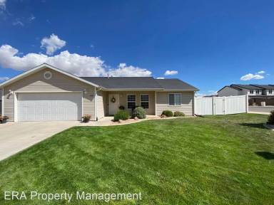 Main picture of 479 W 2050 N