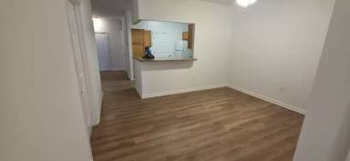 Main picture of 5000 Hood Cir