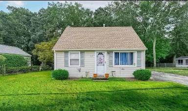Main picture of 218 Sunset Ln