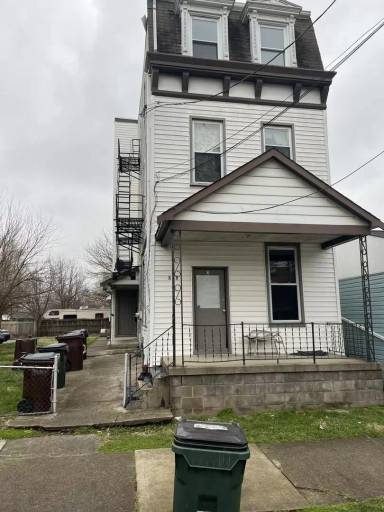 Main picture of 808 Isabella St