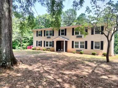 Main picture of Chandler Oaks Apartments
