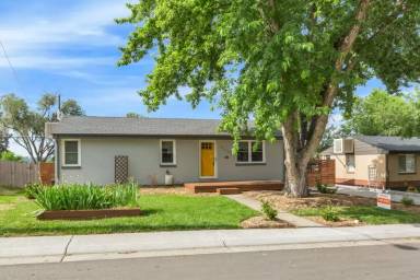 Main picture of 6260 W 61st Ave