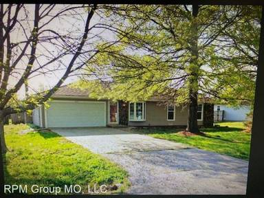 Main picture of 4032 S El Salvador Ave