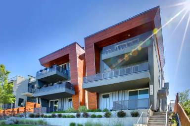 Main picture of 1730 Lowell Blvd