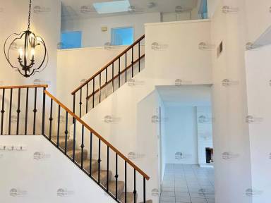 Main picture of 5236 Dixon Rd