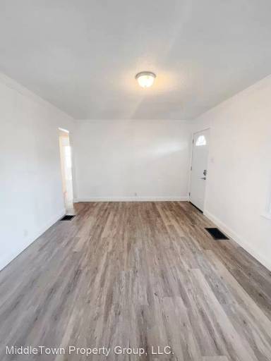 Main picture of 2315 S Ebright St