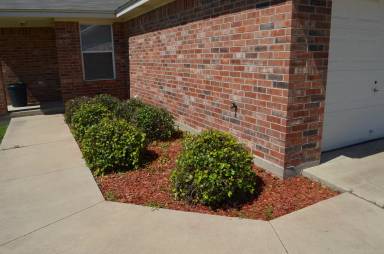 Main picture of 938 Rosewood Dr