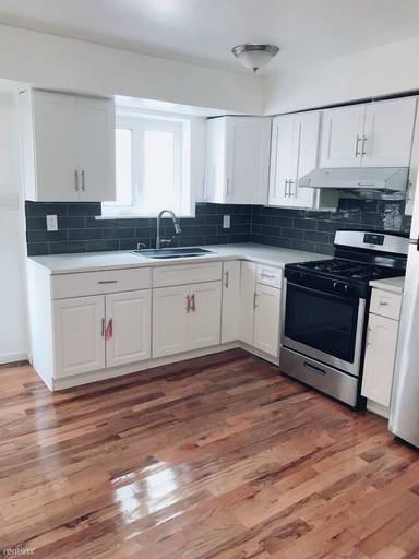 Main picture of 26 Kingsbridge Ave